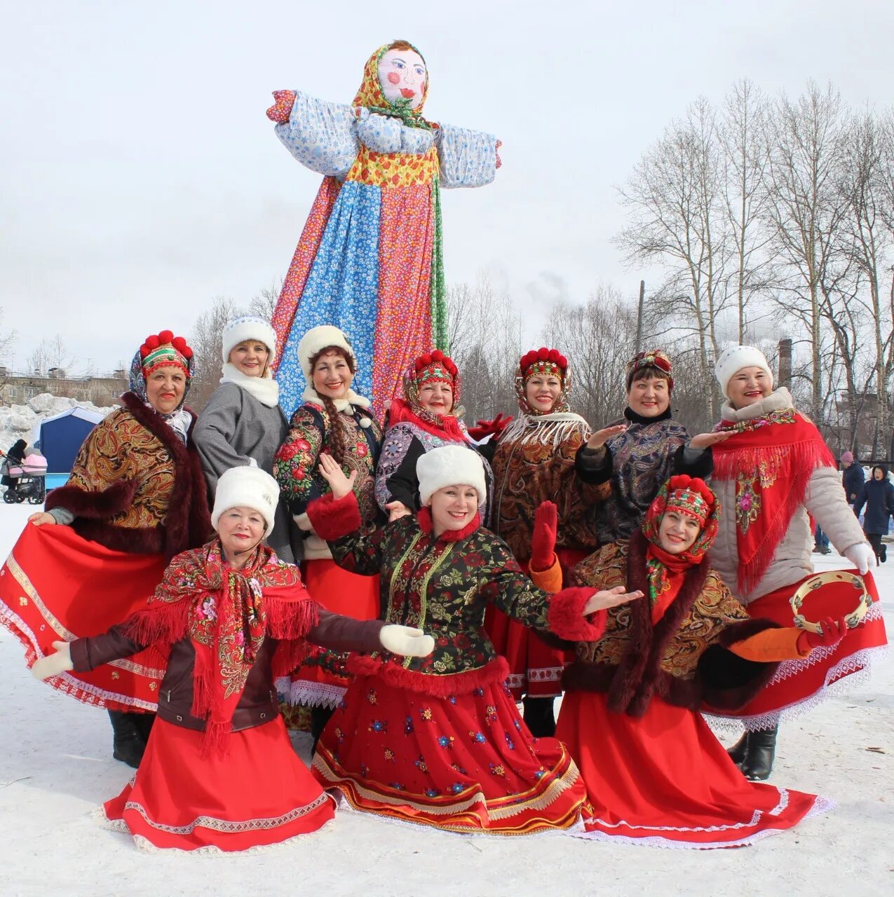 Проводили зиму веселой масленицей