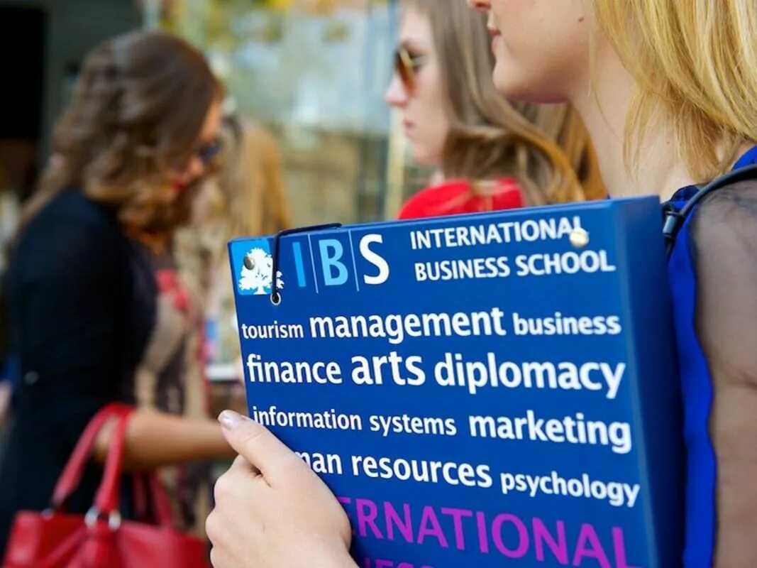 Международная школа бизнеса. International Business School. IBS International Business School. International Business School Hungary. IBS Венгрия.