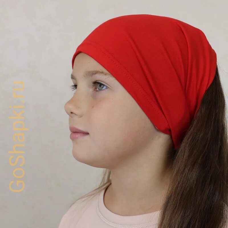 Девочка в красной косынке. Косынка с подворотом детская. Косынка детская. Косынки. Косынка лимоны.