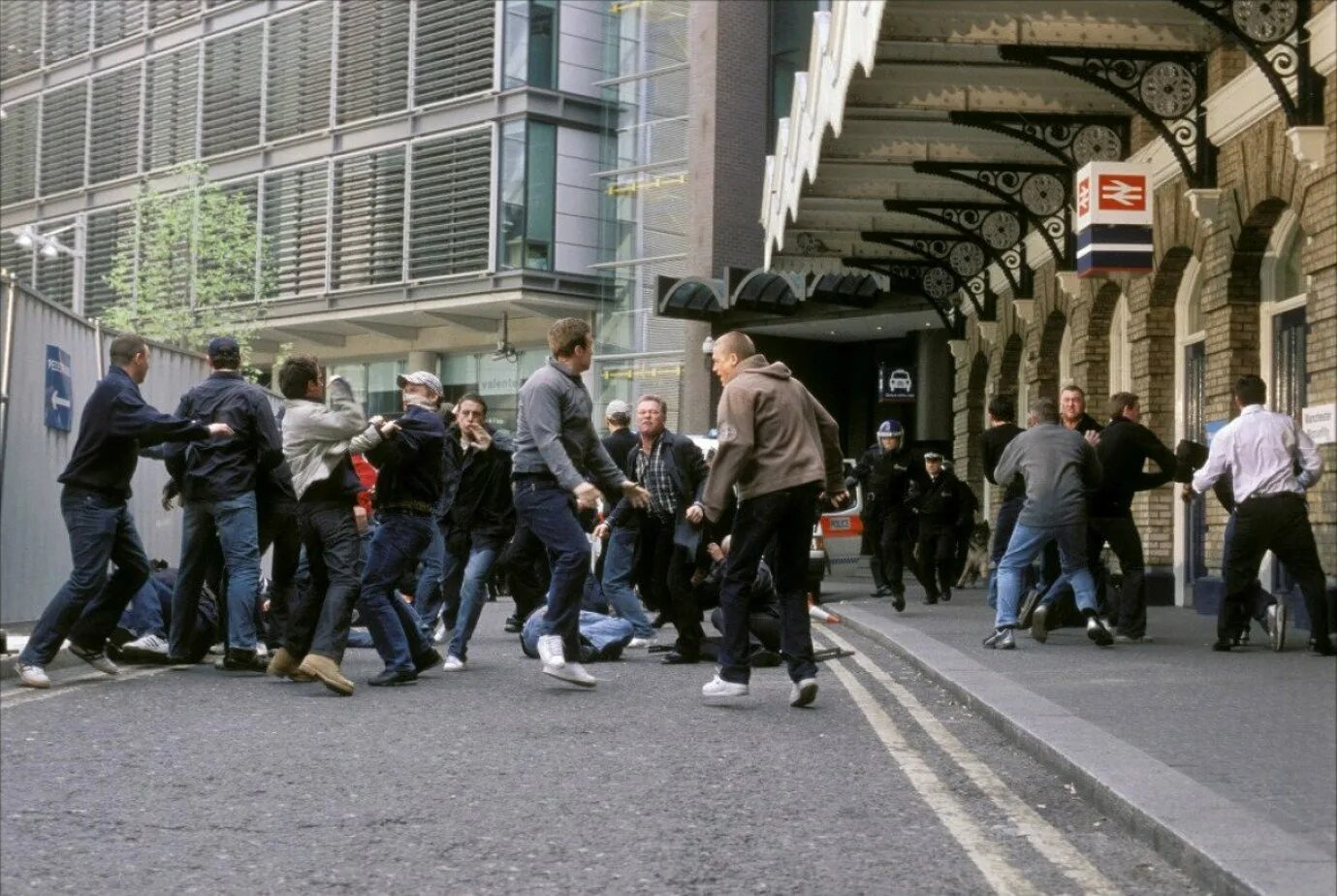 Хулиганы Hooligans, 2005. Хулиганы Грин стрит. 13 хулиганов