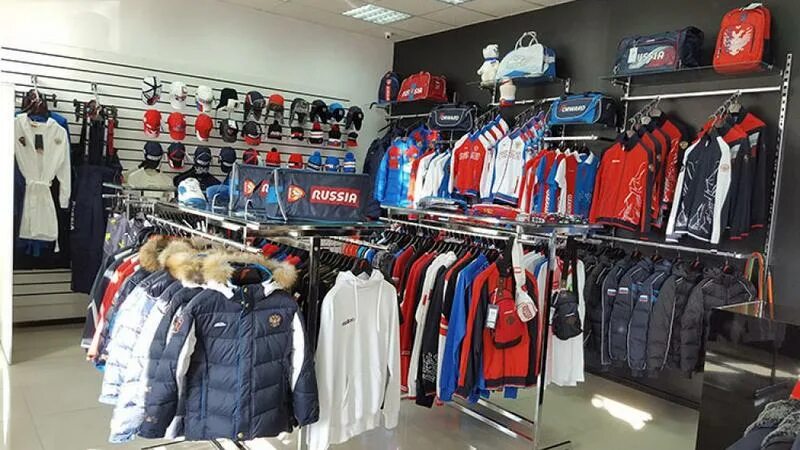 Праздничное открытие магазина спортивной одежды прошло в Пскове. Фото : Центр Де