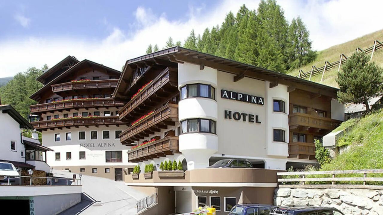 Альпина парк кобань. Зёльден отель альпина. Альпина парк кобань. Владикавказ альпина альпина парк. Альпина осетия.