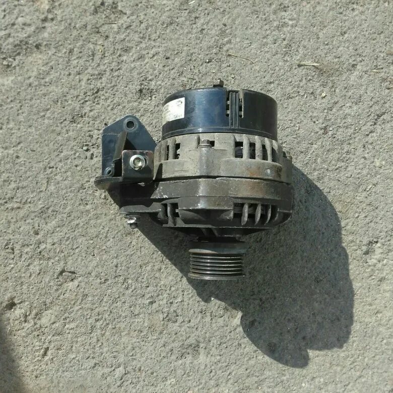 Генератор на москвич 412 на 90 ампер. Генератор 90 ампер на уаз. Генератор 90 ампер. Генератор 90 ампер. Приора бош генератор 90 ампер.