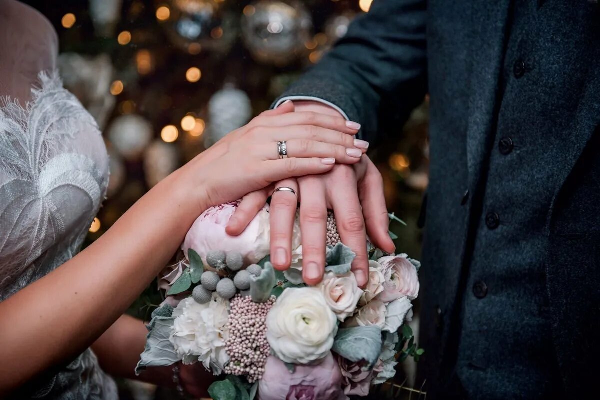 Свадебные фотографии. Свадьба в камерном стиле. Свадьба для самых близких. Свадьба для самых близких. Маленькая свадьба.