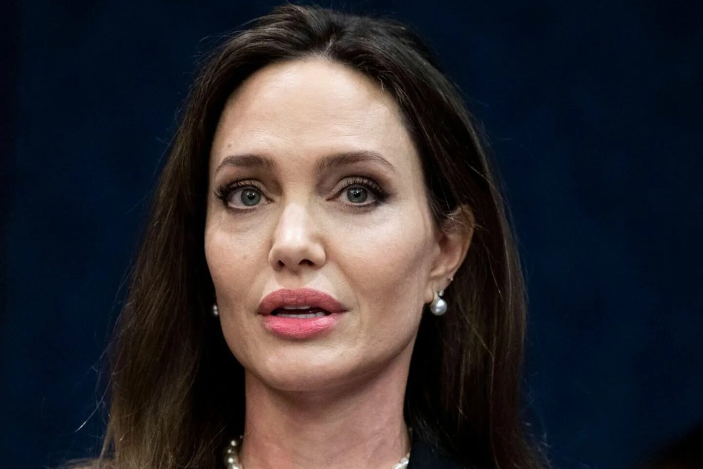 Анджелина джоли 2021 лицо. Анджелина джоли. Анджелина джоли. Джоли 2022. Анджелина джоли сейчас 2023.