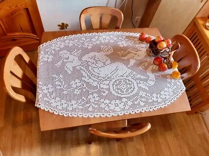 Вязанный скатерть
