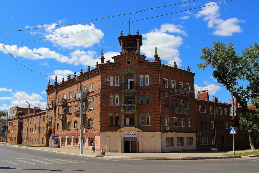 Чапаев самарская область. Чапаевск Самарская область. Город Чапаевск Самарской области. Дворец культуры Чапаевск. ДК Чапаева Чапаевск.