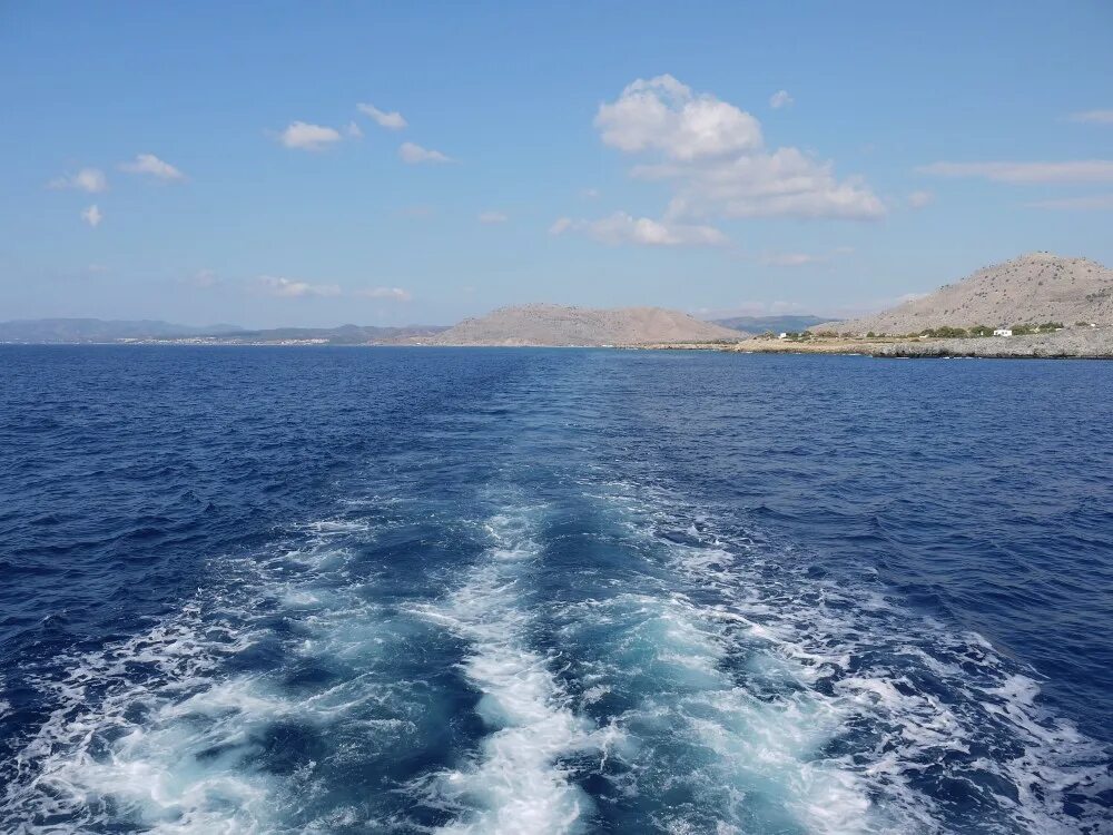 Как пойти в 2 море. Слияние эгейского и средиземного морей. слияние эгейского и средиземного морей в турции. граница средиземного и эгейского моря. средиземное море родос.