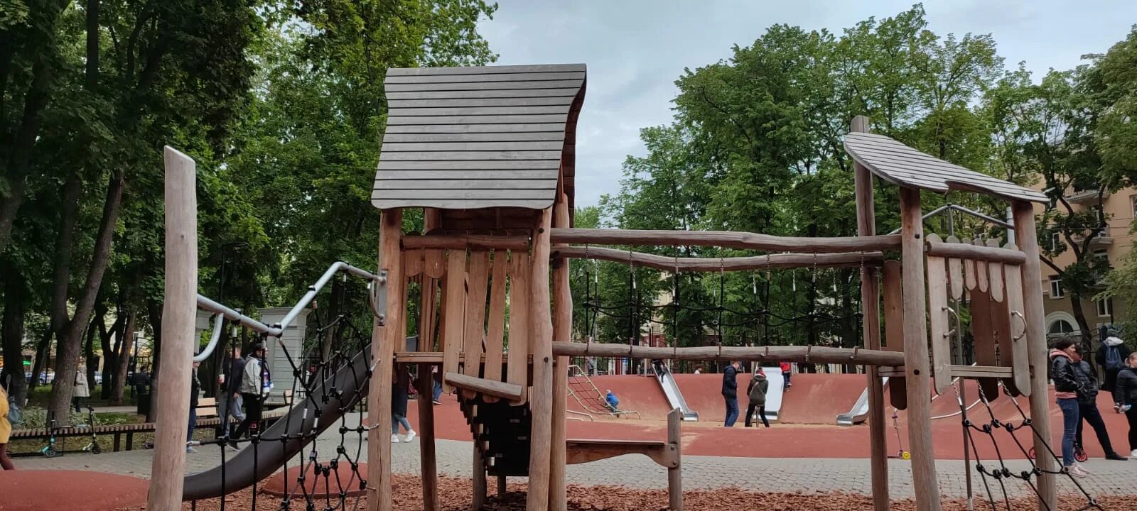 Орленок воронеж площадки. Парк динамо воронеж площадки. Парк динамо воронеж детская площадка. Парк орленок воронеж. Детский парк орленок воронеж.