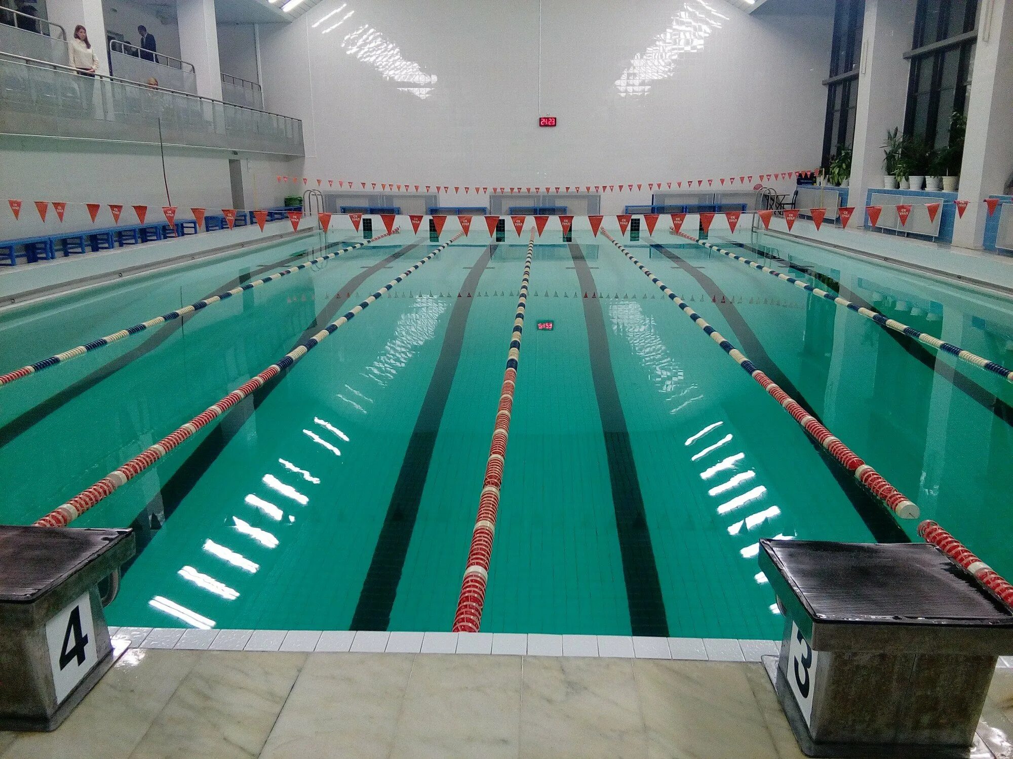 Урал, спортивный комплекс комвузовская, 9. Бассейн урал уфа. Дк урал бассейн екатеринбург. Миасс фок урал бассейн. Спортивный комплекс урал.