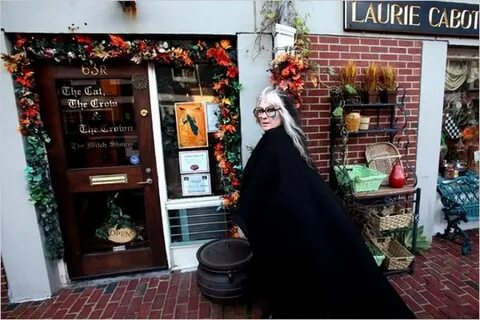 Witch store