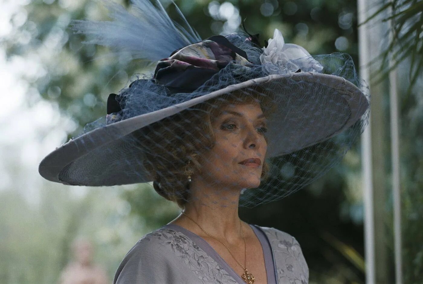 джейн эйр 2011 костюмы. аббатство даунтон герцогиня шляпки. головные уборы в фильмах. головные уборы в фильмах. джесси джеймс брэд питт.