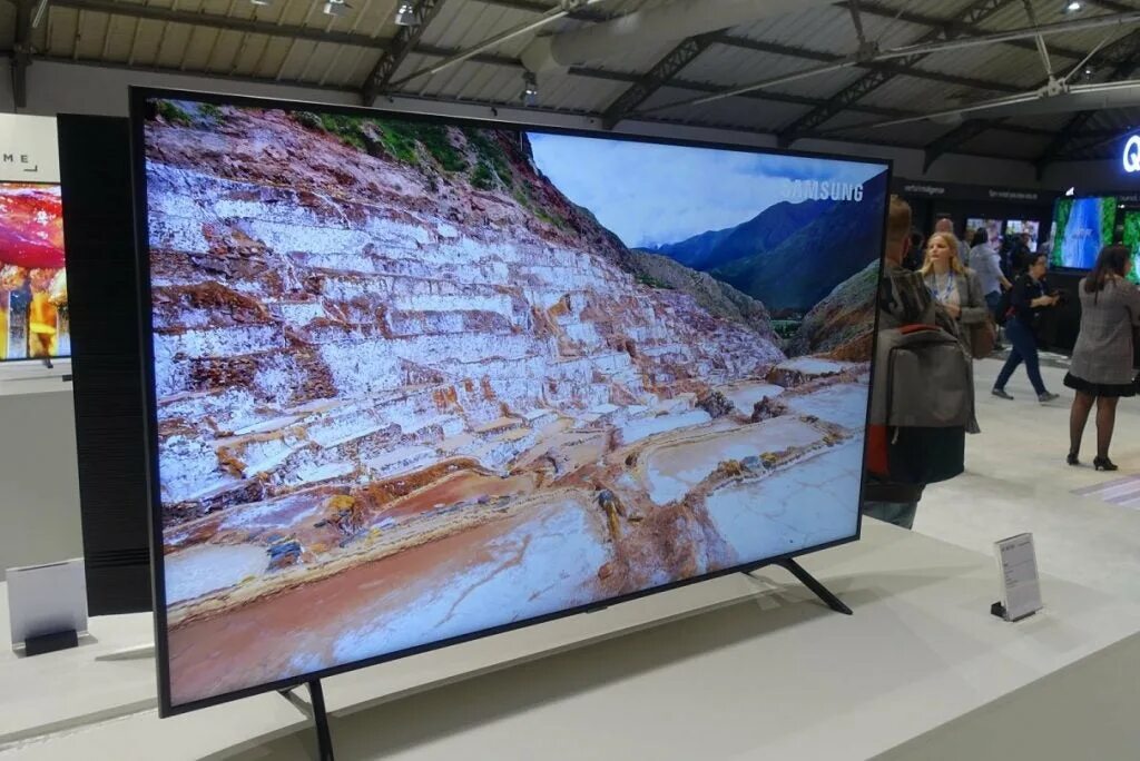 QLED 2018 Samsung. Haier телевизор 65 qled