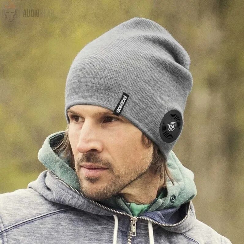 Шапка с наушниками bluetooth. Шапка earebel akg. bluetooth шапка akg. шапка с блютуз гарнитурой.
