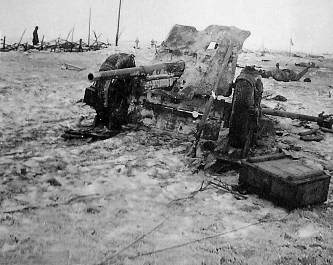 В каком году образовался демянский котел. Котел под демянском 1942. демянская десантная операция. демянский плацдарм противостояние 1941-1943. демянский плацдарм.