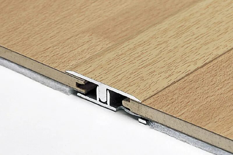 Замок 5g на паркетной доске. Замок ламината click system 5g. Как соединить ламинат с разными замками. Как соединить ламинат с разными замками. Стыковочный порог квик степ.