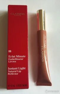 Clarins 06