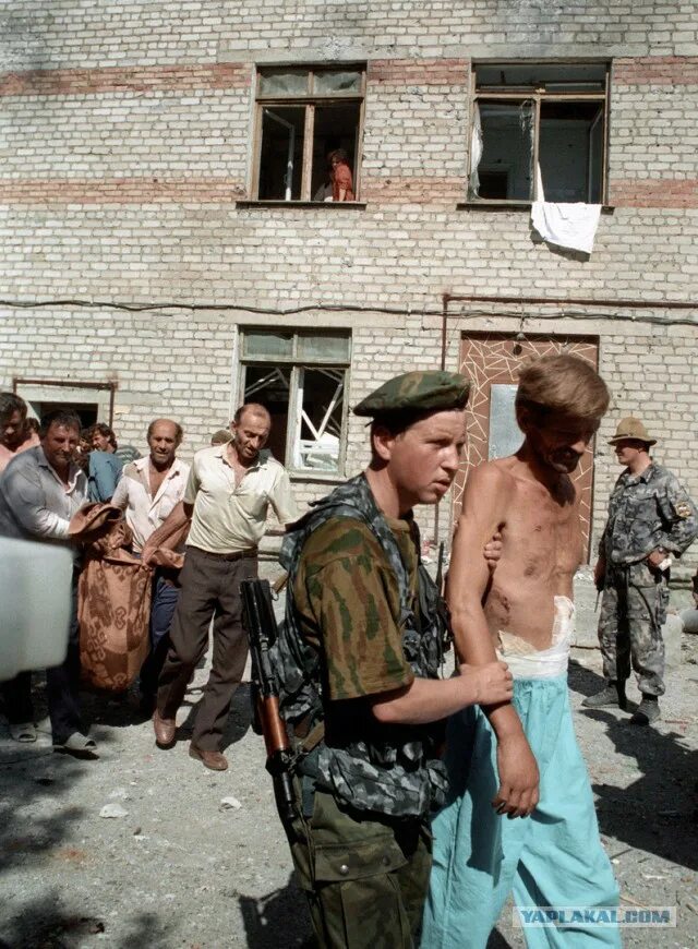 Буденновске теракт в Буденновске 1995. Захват заложников в Буденновске 1995.