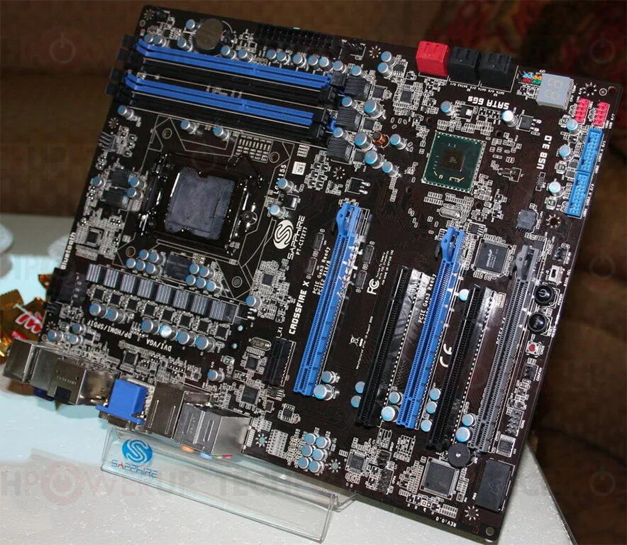 материнская плата ecs z77h2-ax. системная плата asus f1a75-v. материнская плата sapphire pure z77k (плата для оверклокинга). материнская плата asrock z77e-itx. Asus p8h61 evo (h61.