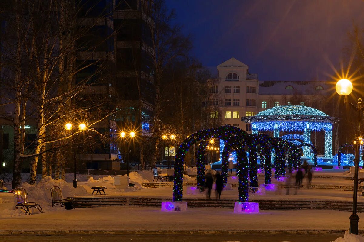 стела ханты-мансийске зимой. финляндия зима лапландия. площадь ханты-мансийска. ханты мансийск зимой. лапландия финляндия.