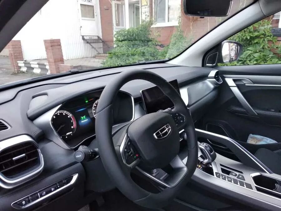 Тест-драйв Geely Coolray: юношеский максимализм - DRIVE2