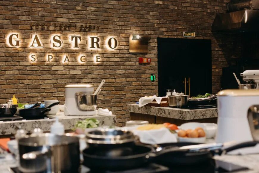 Arka hotel by ginza project ростов. Фрэнк баста ростов. Gastrospace ростов. Ресторан онегин дача ростов-на-дону. Ресторан tenjune ростов на дону.