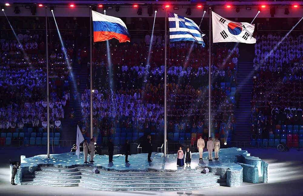 Церемония закрытия олимпиады в сочи 2014. Открытие олимпиады в сочи 2014. На открытии олимпиады пели. Церемония открытия сочи 2014. Паралимпийские игры в сочи 2014.