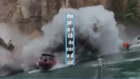 Скала упала