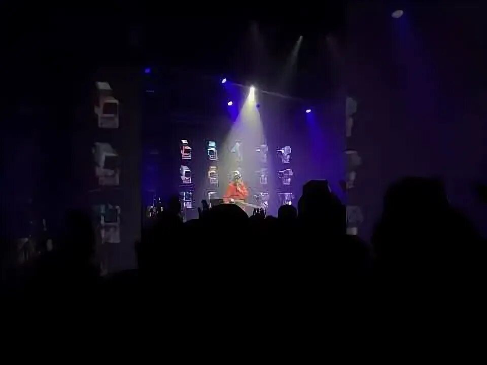 Текст песни песня предателя noize. Noize mc песня предателя. Текст песни песня предателя noize. Нойз мс 2011. Текст песни песня предателя noize.