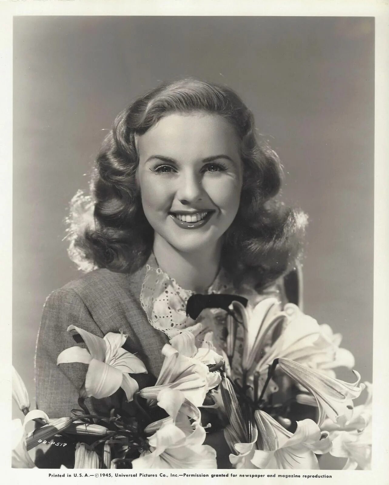 The actress was born Edna Mae Durbin in Winnipeg, Canada, but moved to Californi