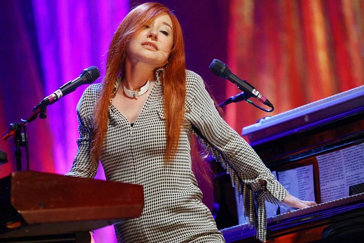 Tori amos сейчас. Тори эймос 2020. Tori amos фото. Тори амос сейчас. Тори эймос американская певица.