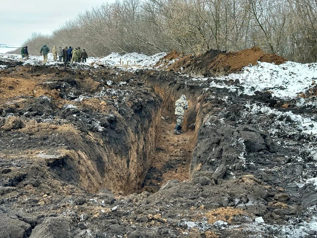 Высадка в белгородской области. Засечная полоса в Белгородской области. Засечная черта в Белгородской области 2022. Окопы в Белгородской области 2022. Рвы Белгород.