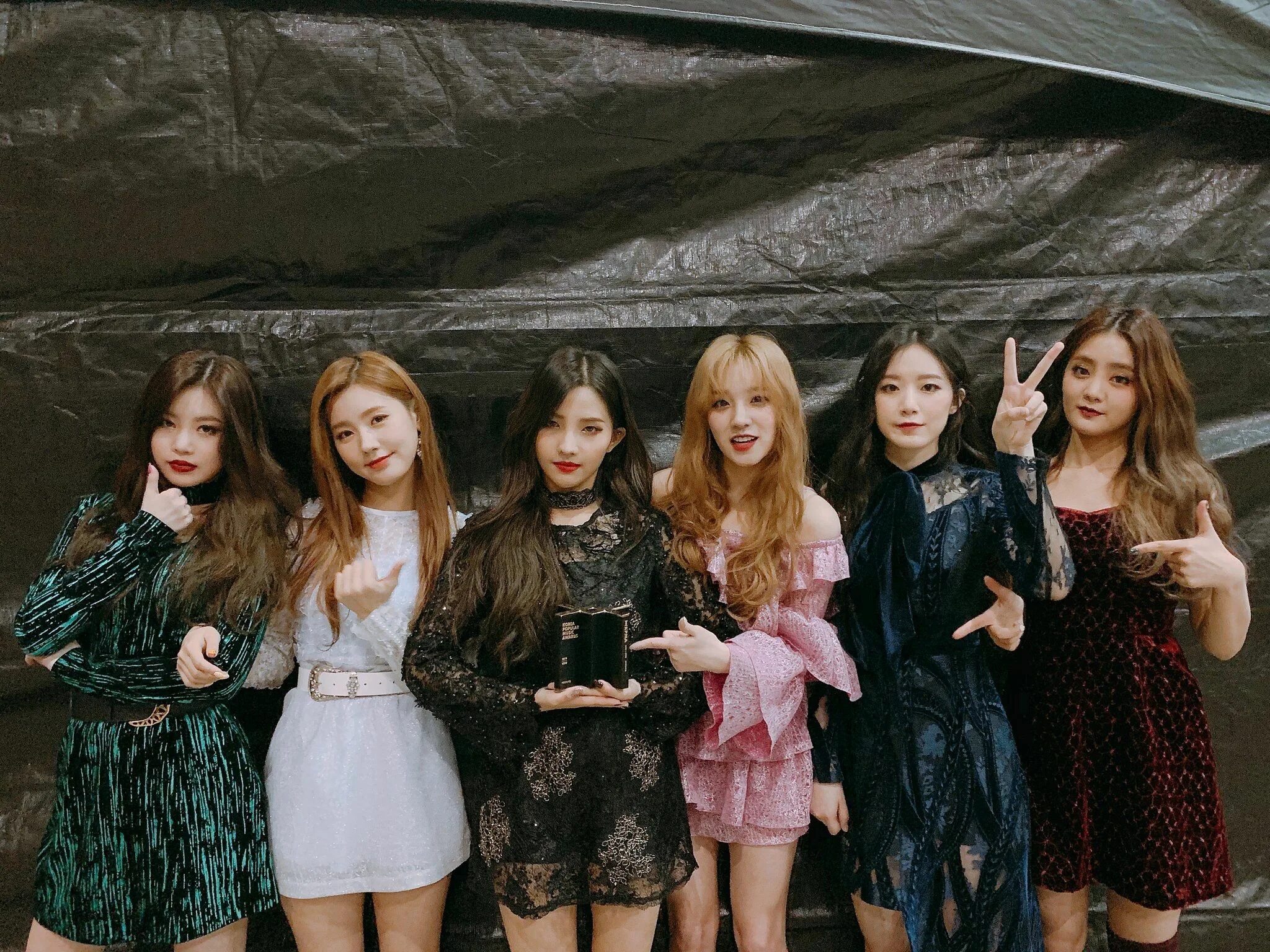 Включи g i dle wifi. Группа джи айдл. джи айдл участницы. лжи айдл участницы. g i -dle корейская группа.