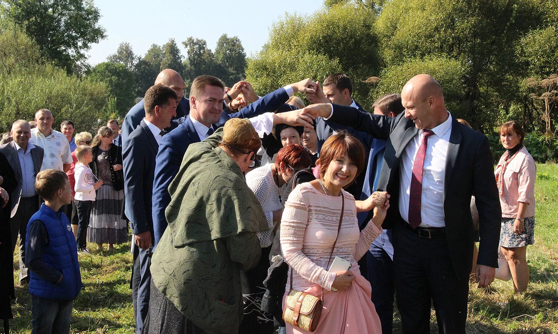 село красный рог почепского района брянской области. красный рог (почепский район). красный рог брянская область брянск церковь. погода красный рог брянская область почепский. погода красный рог брянская область почепский.