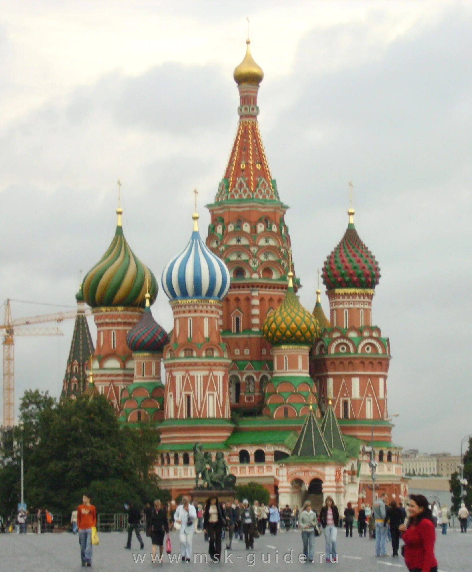 Храм Василия Блаженного в Москве (храм Покрова на рву). Храм Василия Блаженного (1561). Церковь на рву