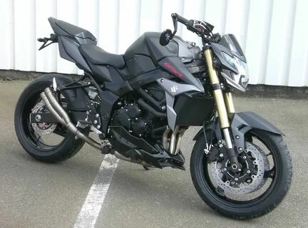 Suzuki gsr 750