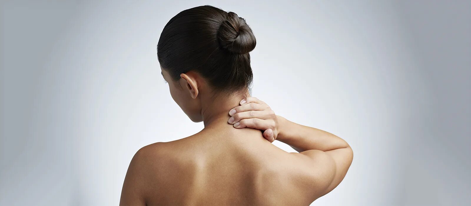 Климактерический горбик. Холка симптомы. Остеохондроз вдовий горб. Климактерический горбик. Холка симптомы.
