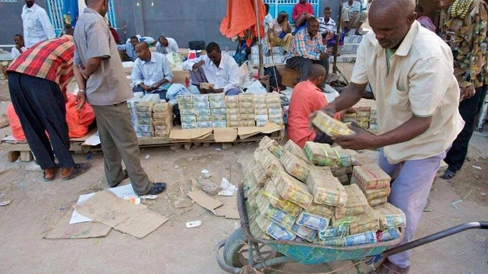 Гиперинфляция в зимбабве 2008. Инфляция в зимбабве 2008. Зимбабве доллар гиперинфляция. Зимбабве доллар гиперинфляция. Гиперинфляция в венесуэле.