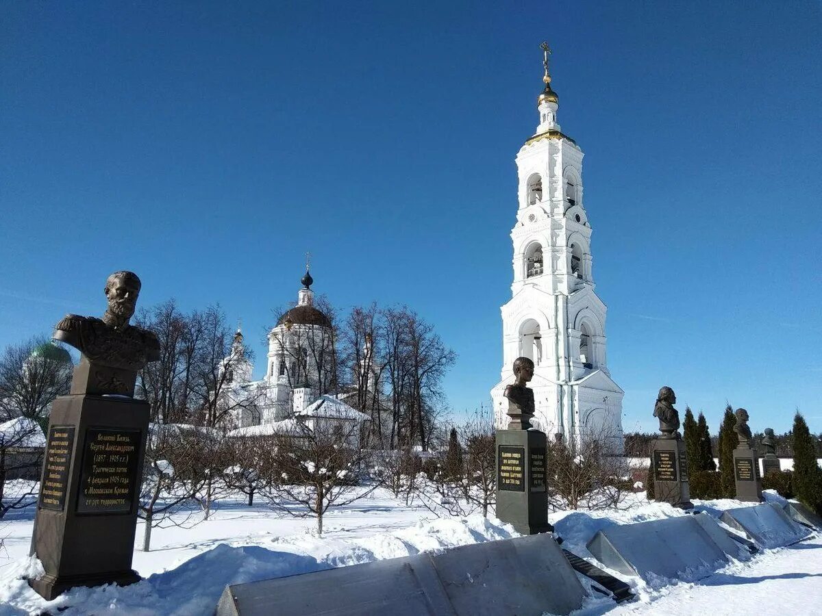 Авдотьино Николо-Берлюковский монастырь. Николо-Берлюковский монастырь колокольня. Николо Берлюковская пустынь монастырь мужской. Николаевская Берлюковская пустынь. Сайт берлюковского монастыря