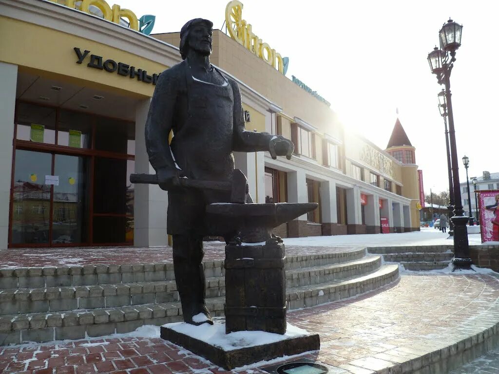 Памятник Павлу город Павлово Нижегородской. Основатель города Павлово. Павлово достопримечательности. Набережная Павлово. Сайты г павлово