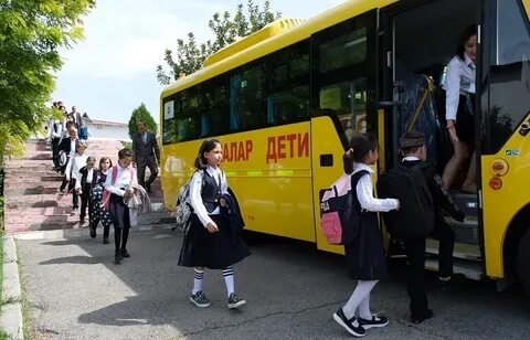 Жалаңаш балерина акробаттары