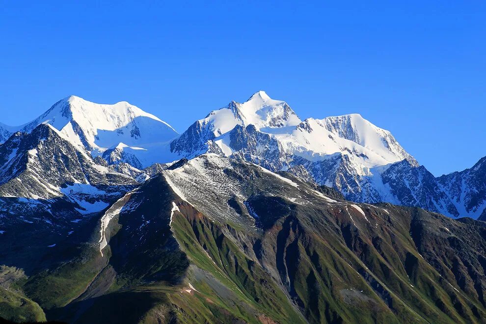 Алтайские горы белуха. Самая большая гора в сибири. Гора белуха, горный алтай. Самая большая гора в сибири. Самая большая гора в сибири.