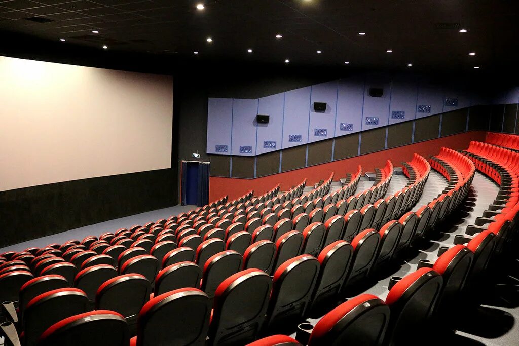 Кинотеатр галактика чебоксары. Галактика одинцово кинотеатр. Зал комфорт киногалактика чебоксары. Киногалактика чебоксары залы. Каскад кинотеатр чебоксары.