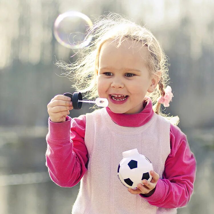 Самсонова индира хасановна. Пеппи длинный чулок. Позитивная девушка. Счастливая женщина. Задорная девочка.