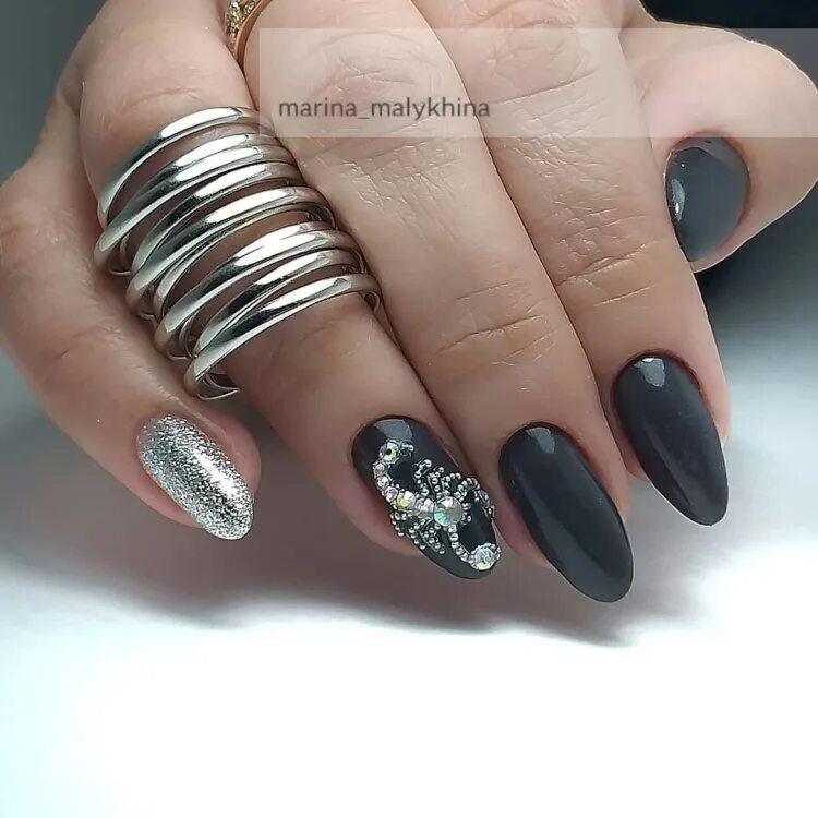 Manicure with scorpions on nails