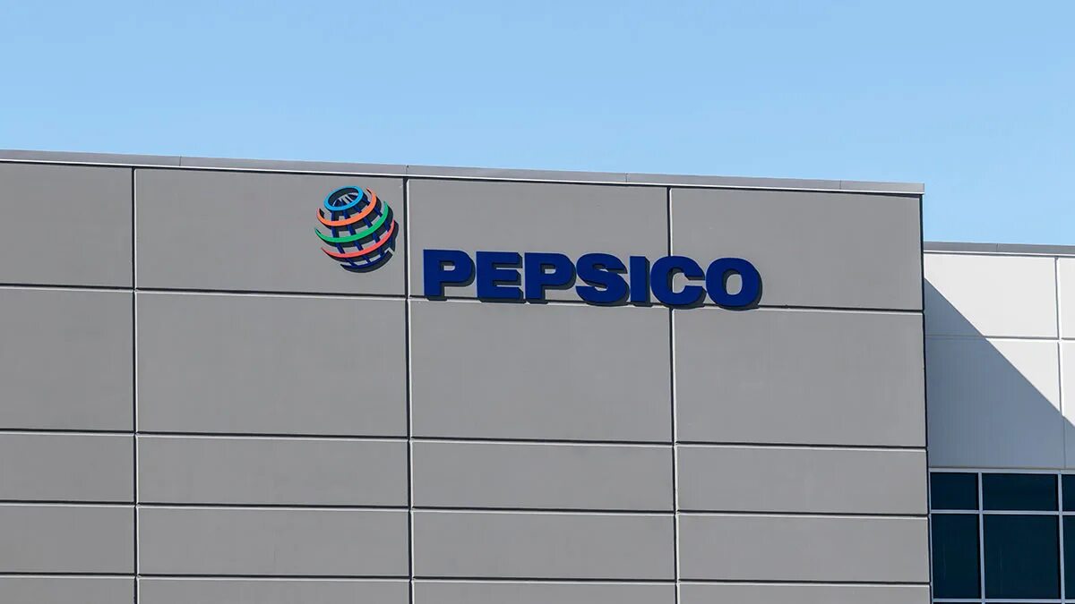 Pepsico холдинг. Pepsico торговые марки. Pepsico бренды в мире. Пепсико что производит. Завод пепси в сша.