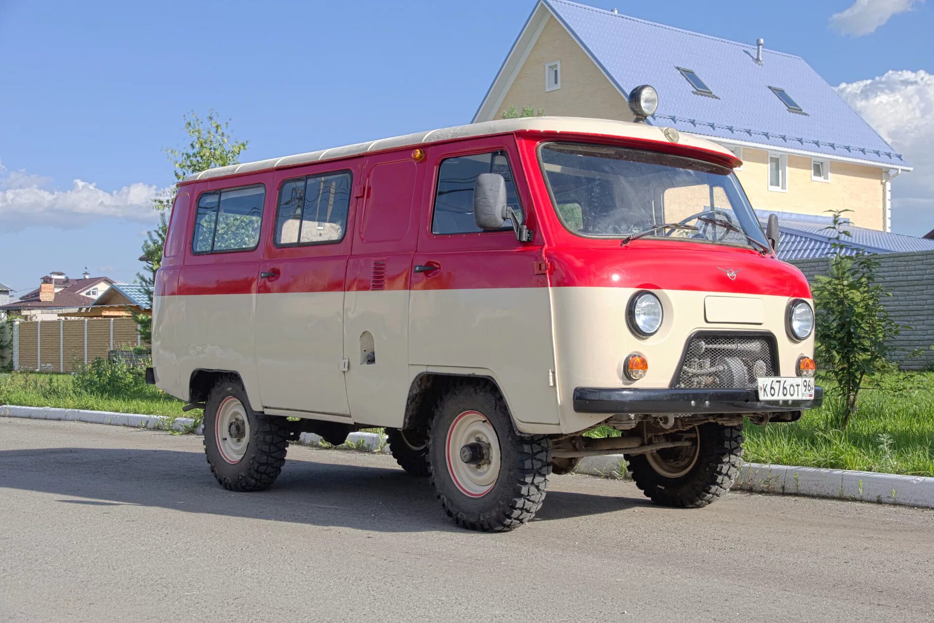 Свежие объявления уаз. Уаз 452 буханка. уаз буханка 3962. уаз 452 3909. уаз-452 3909 буханка.