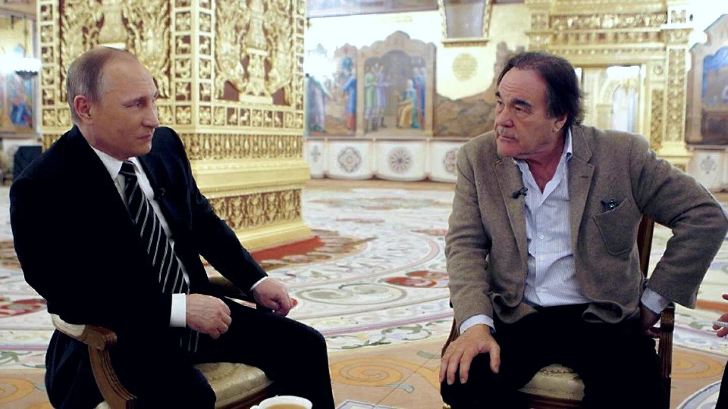 «в борьбе за украину» оливера стоуна. Оливер стоун и владимир путин. Оливер стоун путин фото. Путин интервью оливер стоун с владимиром путином. Путин фильм оливера стоуна.