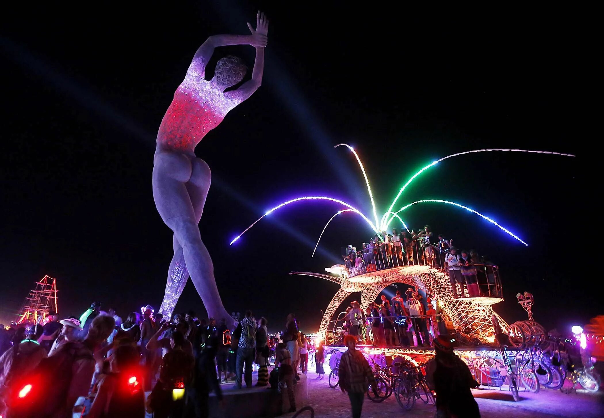 Burning man фестиваль. Праздник Burning man. Burning man 2013. Burning man 2023. В мире шоу в контакте