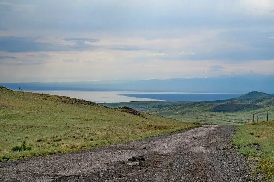 Алаколь озеро в казахстане. Урджар горы. Алаколь на карте с дорогами. Дорога на алаколь. Дорога на алаколь.